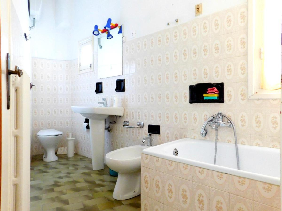 Bellissima Casa Nel Centro Storico!!! Apartment Levanto Bagian luar foto