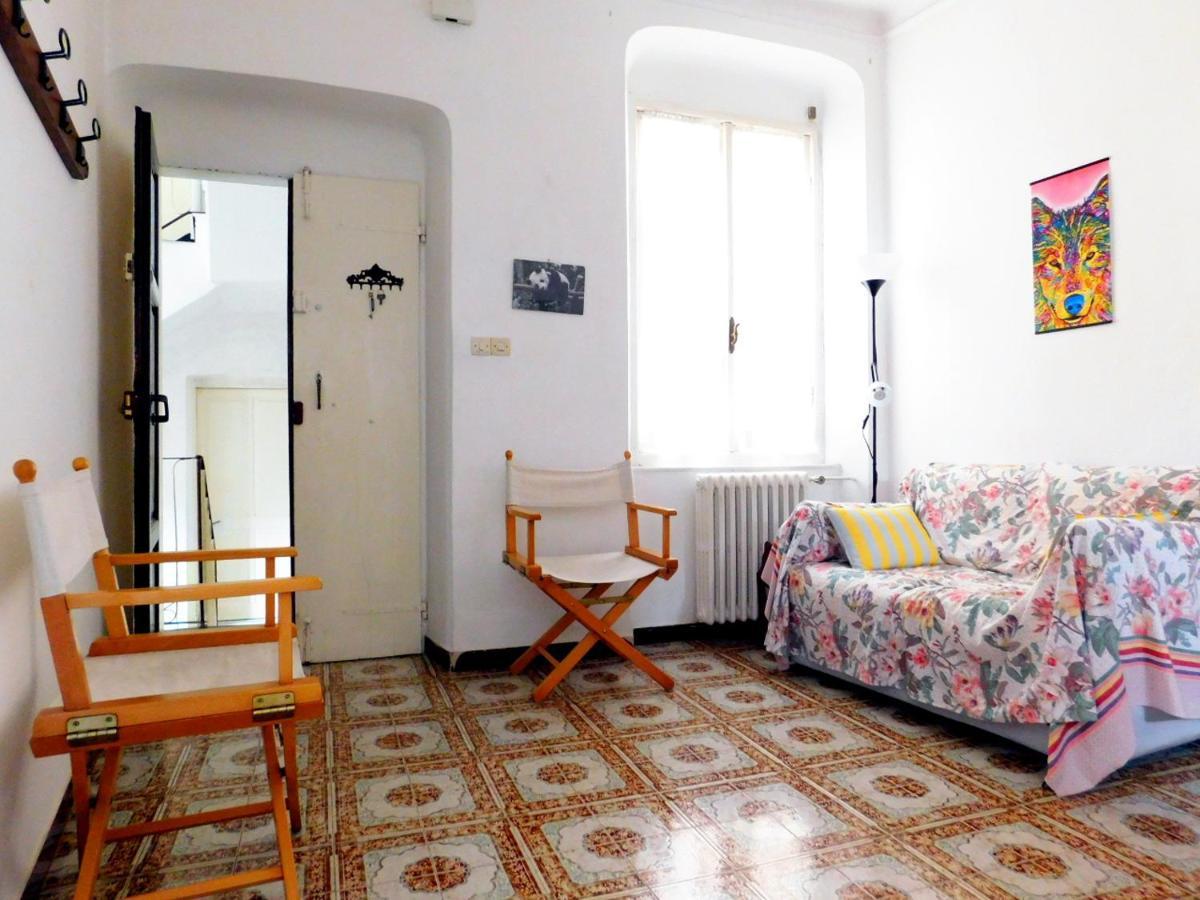 Bellissima Casa Nel Centro Storico!!! Apartment Levanto Bagian luar foto